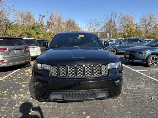 2019 Jeep Grand Cherokee Altitude