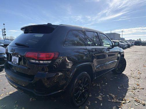 2019 Jeep Grand Cherokee Altitude
