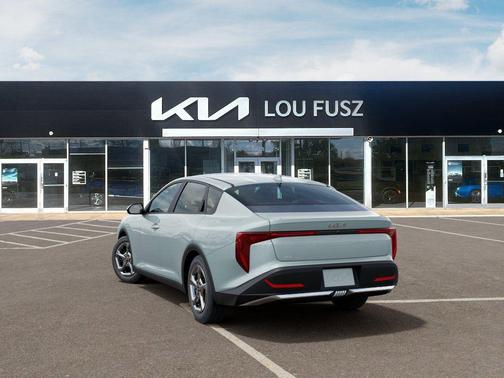 Morning Haze 2026 Kia K4 LXS