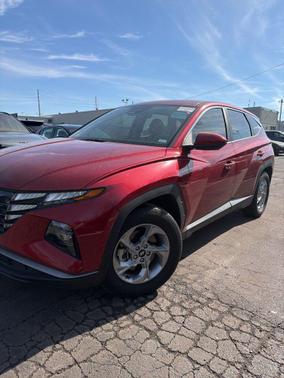 2024 Hyundai TUCSON SE