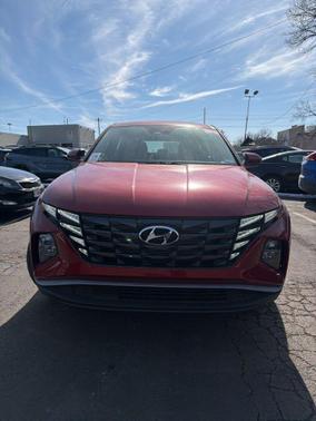 2024 Hyundai TUCSON SE