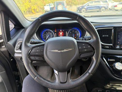 2018 Chrysler Pacifica Touring-L Plus