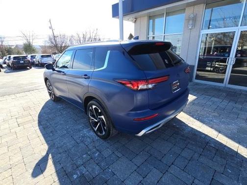 2022 Mitsubishi Outlander SEL