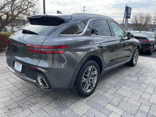 2024 Genesis GV70 2.5T