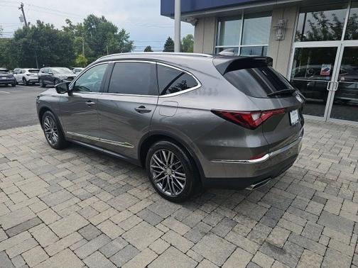 2023 Acura MDX 