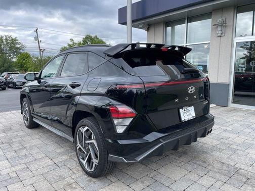 Abyss Black Pearl 2024 Hyundai KONA N Line