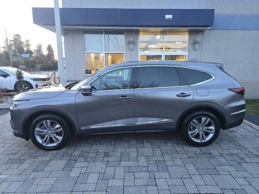 2023 Acura MDX 