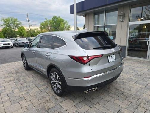 Lunar Silver Metallic 2023 Acura MDX Technology