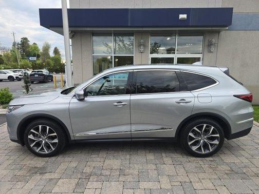 Lunar Silver Metallic 2023 Acura MDX Technology
