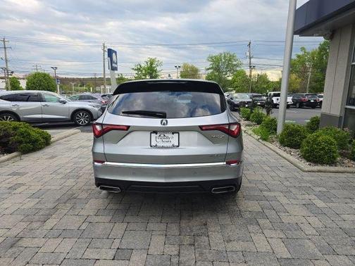 Lunar Silver Metallic 2023 Acura MDX Technology