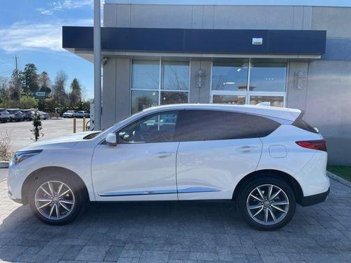 Platinum White Pearl 2024 Acura RDX Technology Package