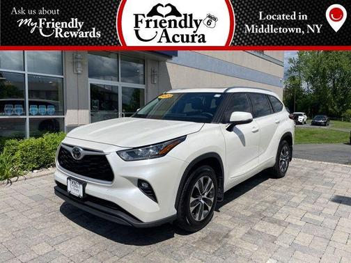 Blizzard Pearl 2020 Toyota Highlander XLE