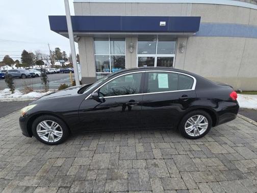 2013 INFINITI G37x Base