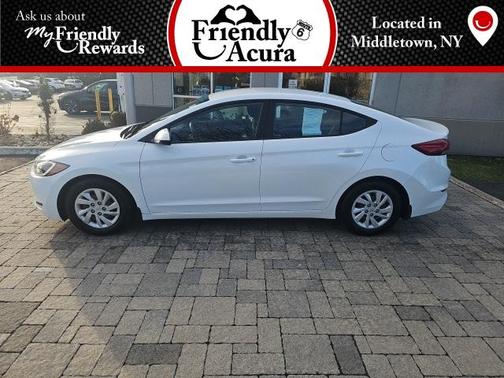 2018 Hyundai ELANTRA SE