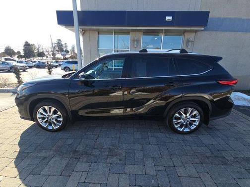 2023 Toyota Highlander Hybrid Limited