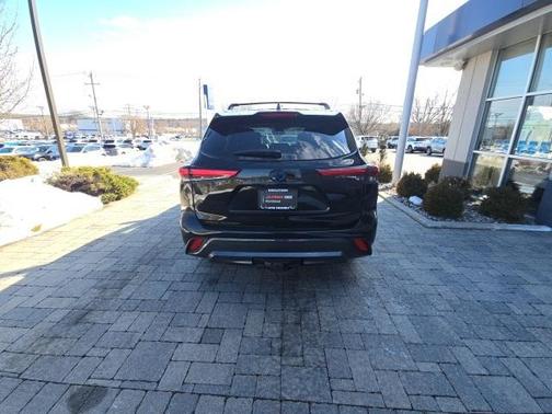 2023 Toyota Highlander Hybrid Limited