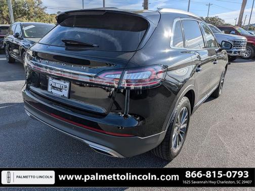 2022 Lincoln Nautilus STANDARD