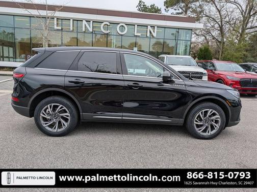 2023 Lincoln Corsair STANDARD