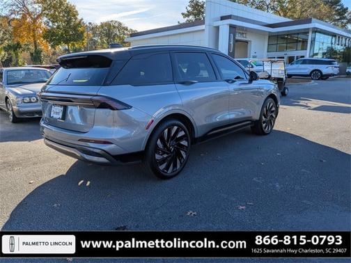 2024 Lincoln Nautilus RESERVE