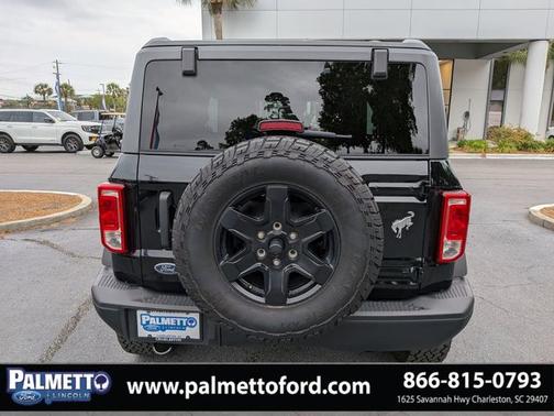 SHADOW BLACK 2024 Ford Bronco BLACK DIAMOND