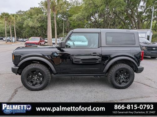 SHADOW BLACK 2024 Ford Bronco BLACK DIAMOND