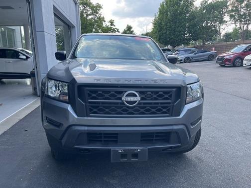 2022 Nissan Frontier S
