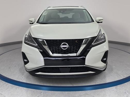White 2023 Nissan Murano Platinum