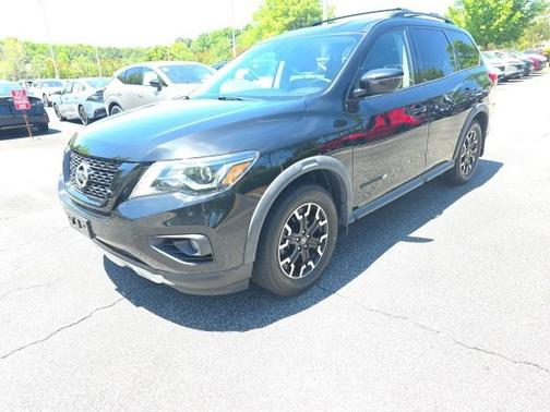 Magnetic Black 2019 Nissan Pathfinder SV