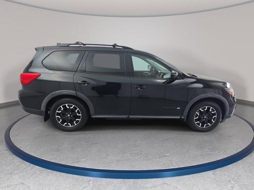 Magnetic Black 2019 Nissan Pathfinder SV
