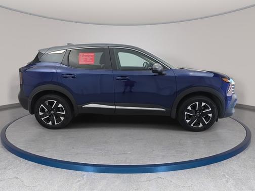 2t Blu Gry Roof 2025 Nissan Kicks SV