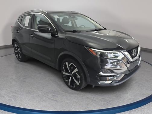 Magnetic Black 2022 Nissan Rogue Sport SL
