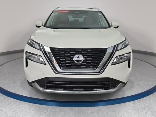 White 2023 Nissan Rogue Platinum
