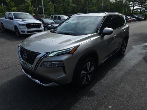 Champagne Silver 2023 Nissan Rogue Platinum