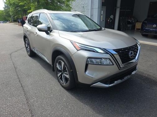 Champagne Silver 2023 Nissan Rogue Platinum