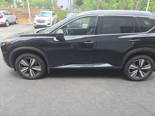 Black 2023 Nissan Rogue Platinum