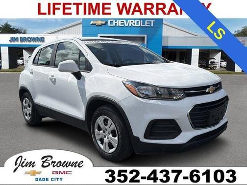 Summit White 2017 Chevrolet Trax LS