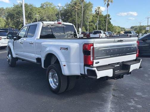 White Metallic 2024 Ford F-450 Platinum