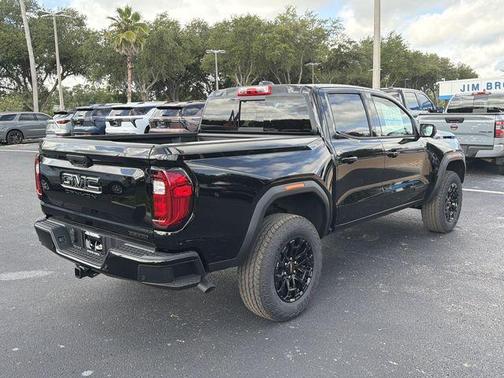 Onyx Black 2026 GMC Canyon Elevation