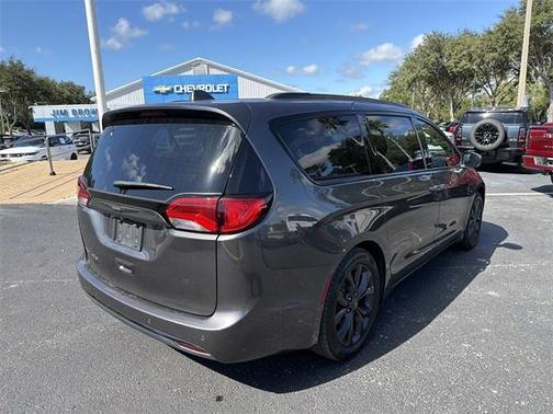 2020 Chrysler Pacifica Touring-L Plus