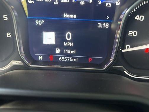 White 2021 GMC Yukon Denali