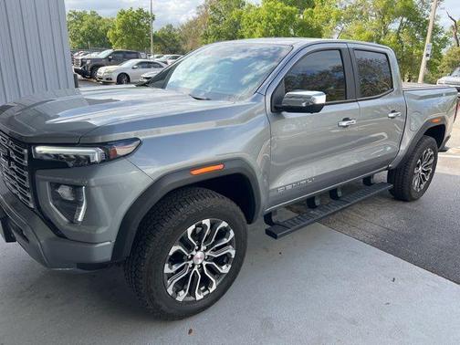 2024 GMC Canyon Denali
