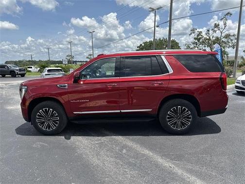 2025 GMC Yukon Elevation