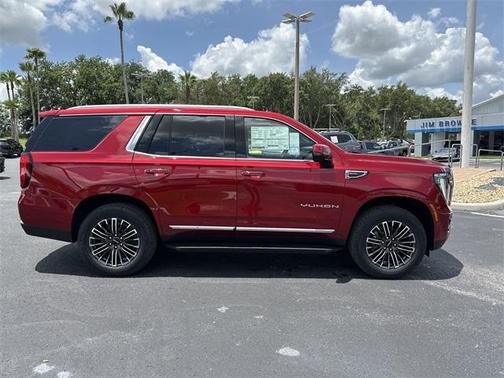2025 GMC Yukon Elevation