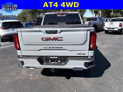 2025 GMC Sierra 1500 AT4
