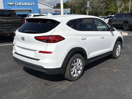 2020 Hyundai TUCSON SE