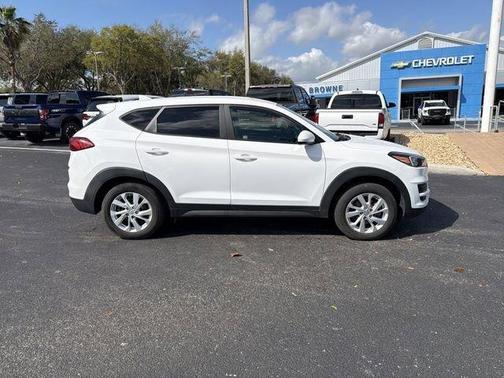 2020 Hyundai TUCSON SE