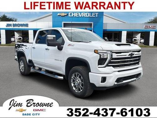 Summit White 2026 Chevrolet Silverado 2500 LT
