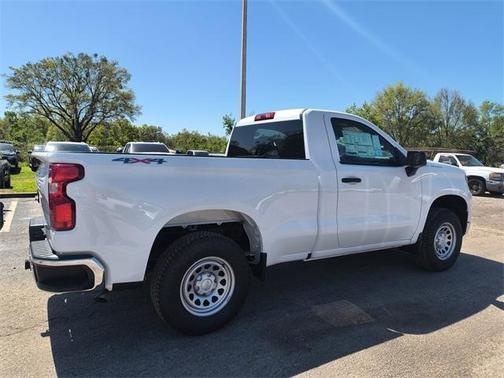 2025 Chevrolet Silverado 1500 WT