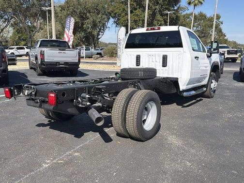 Summit White 2026 GMC Sierra 3500 Pro