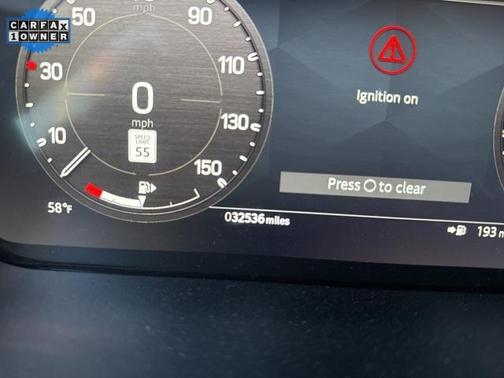 2023 Land Rover Defender SE